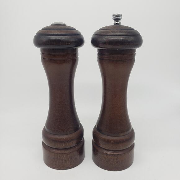 Leeds‎ Engineering Corp Wooden Salt Shaker Pepper Grinder USA 8" Tall - Picture 2 of 9